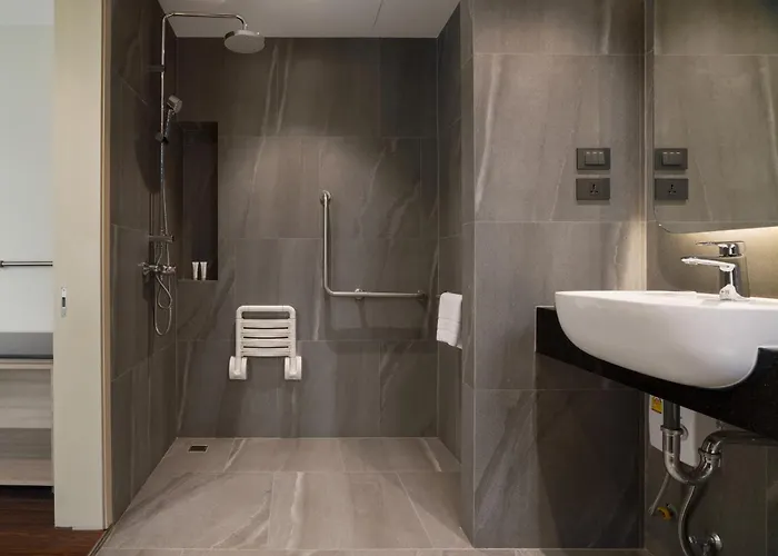 Отель T2 The Portal Sukhumvit 4*