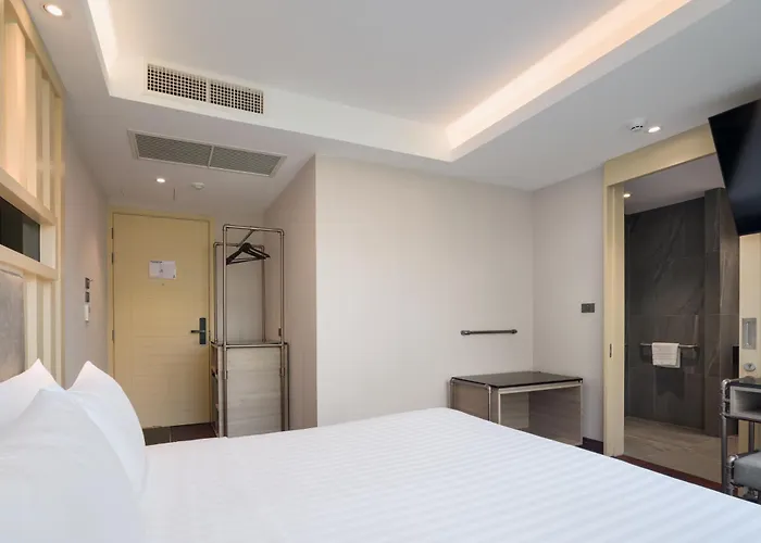 T2 The Portal Sukhumvit Отель Бангкок