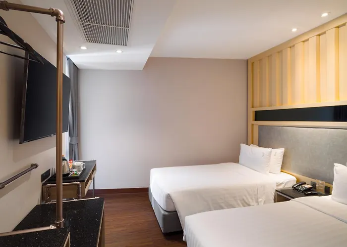 Отель T2 The Portal Sukhumvit 4*
